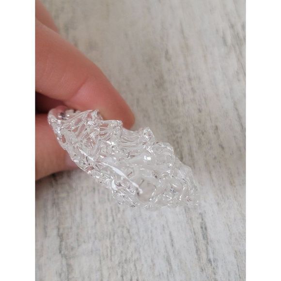 Clear acrylic woven heart ornaments Xmas decor - Picture 4 of 4